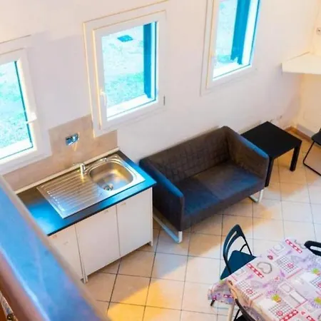 Casa Laura 10 Apartment